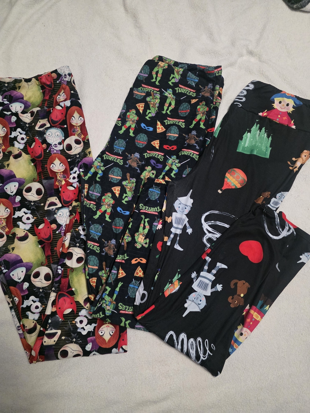 Womans Leggings - Black & Multicolor Character Prints